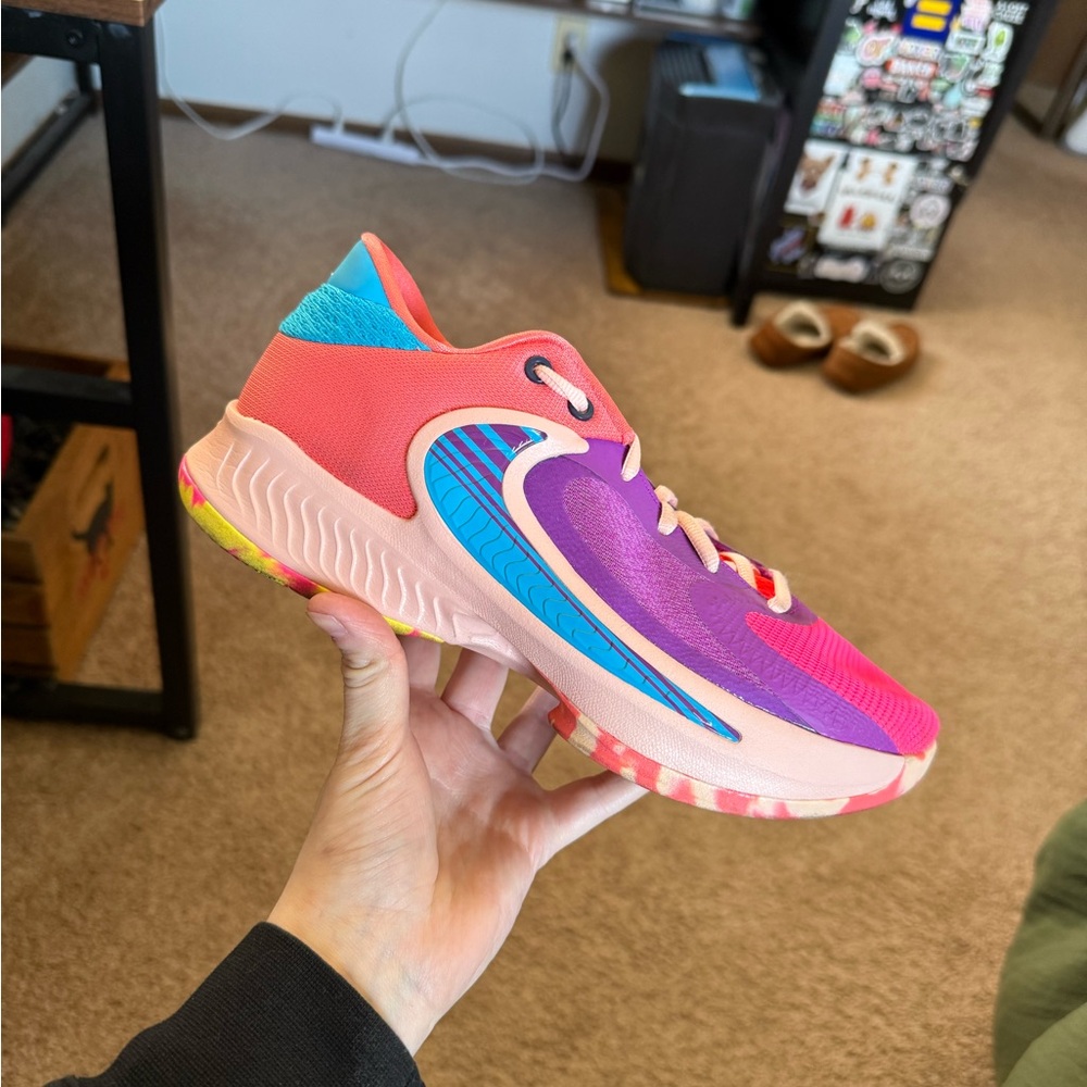 Nike Zoom Freak 4